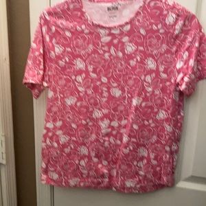 FINAL MARKDOWN Ladies Blair tee (S)